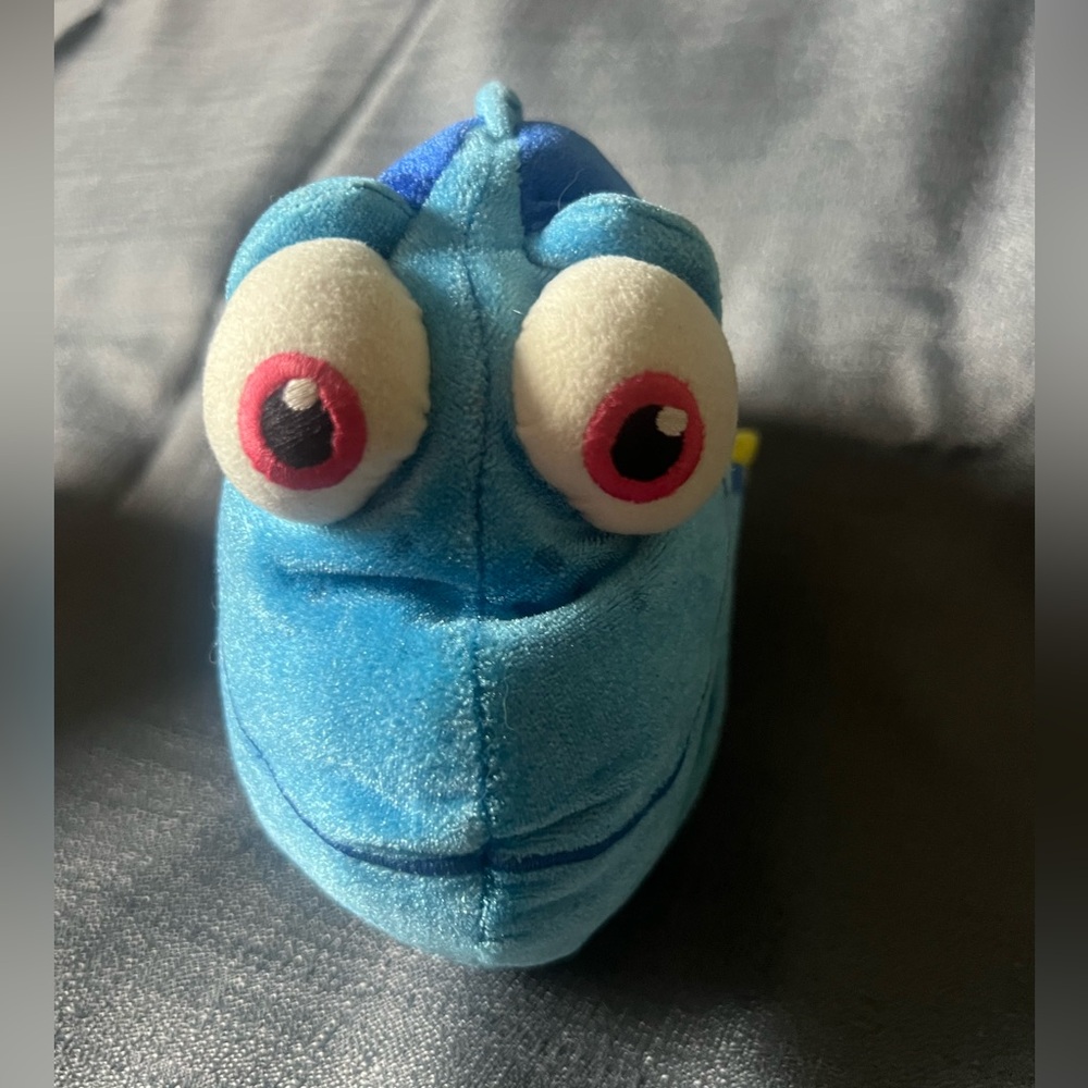 Disney Pixar Dory Blue and Yellow Fish Plush Toy 9 inches